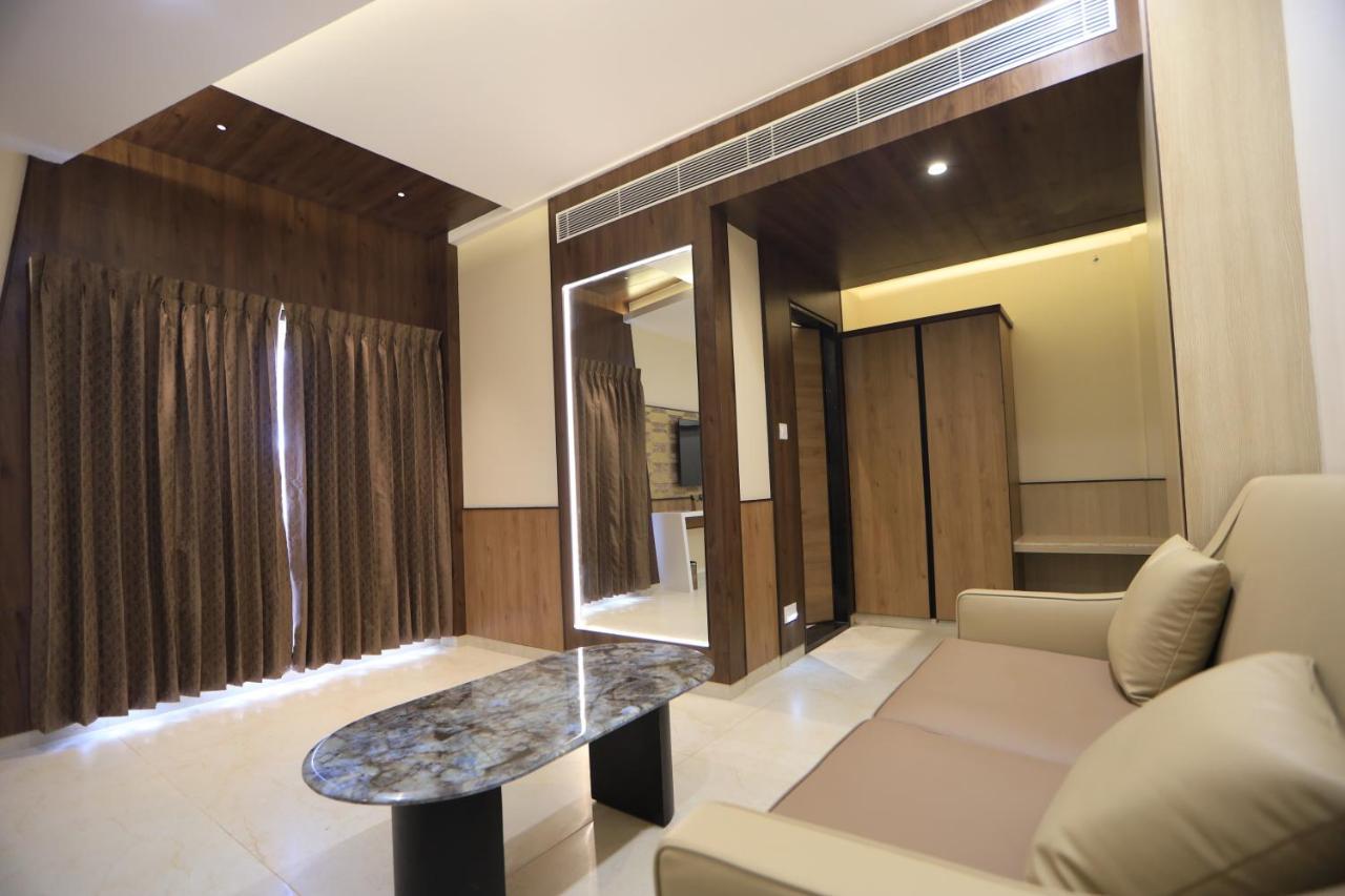 Kings Bury Inn Kumbakonam Exterior foto
