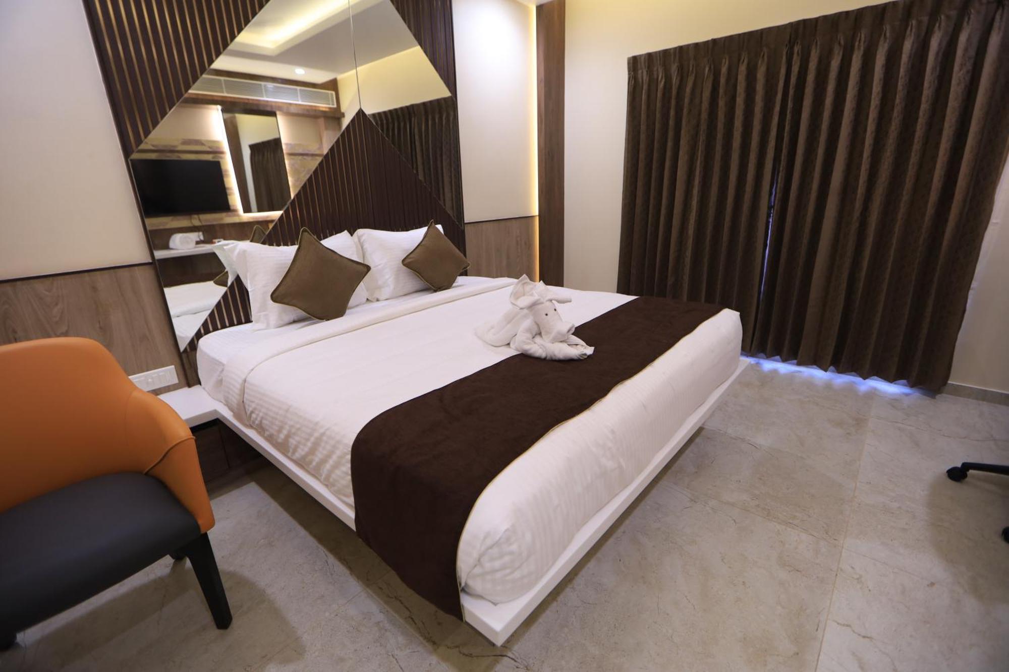 Kings Bury Inn Kumbakonam Exterior foto